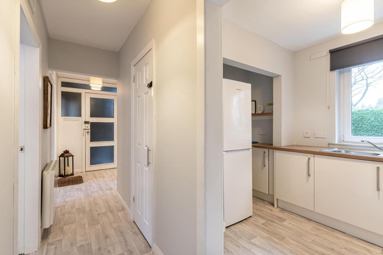 Apartment Ground-fl Two Bedroom In *
